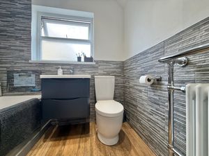 Photo 16- click for photo gallery